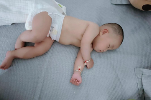 青州宝宝口水多怎么回事